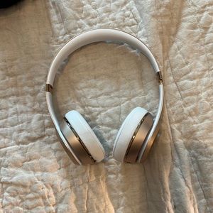 Beats solo headphones